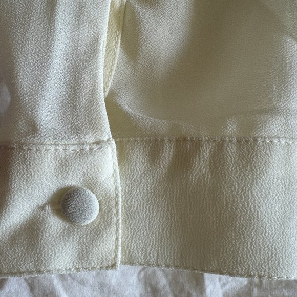 Rose & Olive Cream Chiffon Sheer Blouse Loose Fit Large L NEW - Picture 2 of 5
